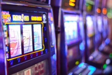 lippo 365 slot Market availability cues